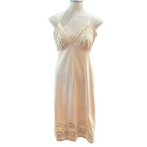 Vintage 1950s full dress slip beige floral lace nylon lingerie size S small
